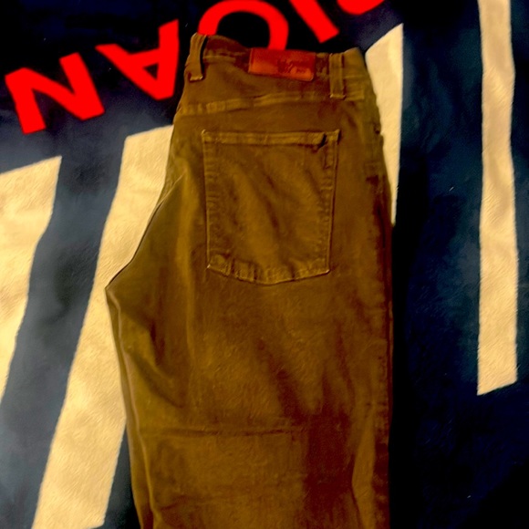 Barely worn LL Bean 33x30 brown jeans - Picture 1 of 3